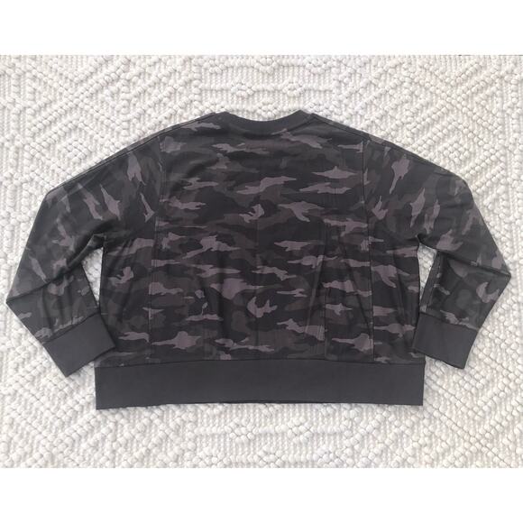 Athleta Farallon Camo Crewneck Sweatshirt Plus 1X - Picture 3 of 6